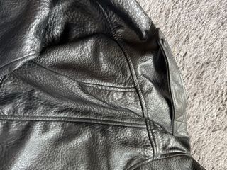 Cazadora efecto piel clon  YSL Zara XS