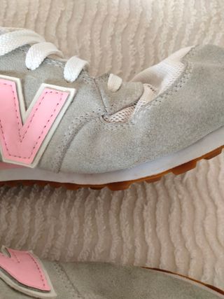 Zapatillas New Balance Gris y Rosa Talla 40