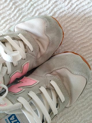 Zapatillas New Balance Gris y Rosa Talla 40