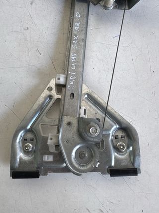 Elevalunas trasero derecho Cadillac SRX: 15252613