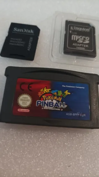 4 Nintendo DS Blancas y Grisesy rojo