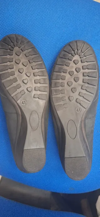 Zapatos de cuña negros para mujer