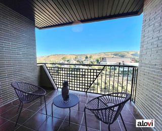 Piso en alquiler en Bola de Oro - Serrallo en Granada