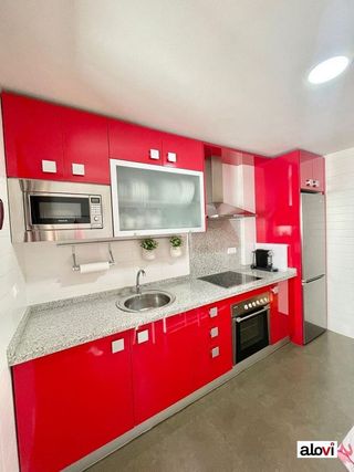 Piso en alquiler en Bola de Oro - Serrallo en Granada