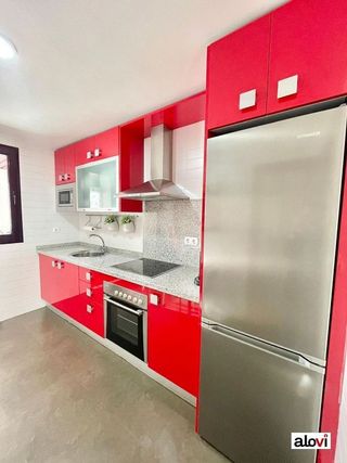 Piso en alquiler en Bola de Oro - Serrallo en Granada