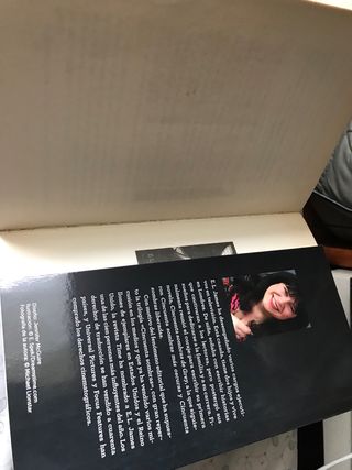 Regalo libro Cincuenta sombras más oscuras LEER