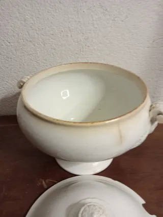 Zuppiera antica Laveno porcellana bianca