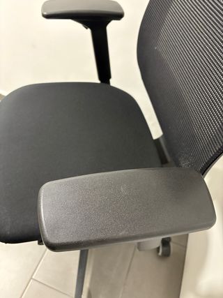 Silla de oficina Steelcase Negra