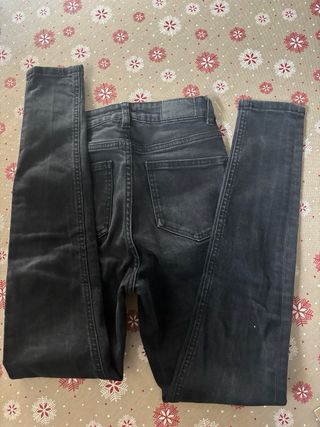 Vaqueros skinny mujer Mango negros talla S