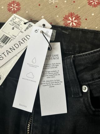 Vaqueros skinny mujer Mango negros talla S