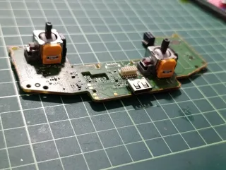 Mando Xbox series joysticks electromagnéticos