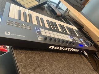 Novation Launchkey 37 Teclado Controlador