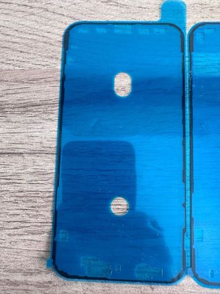 Adesivi pretagliati impermeabili per iPhone XR