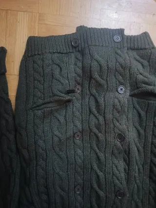 Chaqueta de lana trenzada