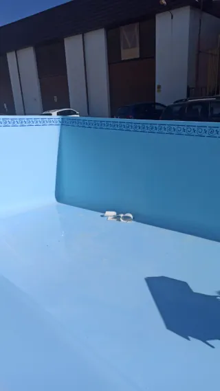 Piscina de poliéster y fibra de vidrio