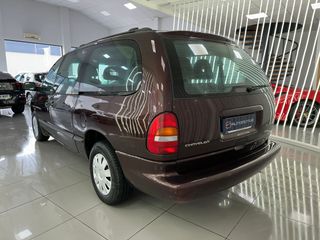 CHRYSLER GRAND VOYAGER SE 2.4 150CV 7 PLAZAS