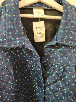 Bata acolchada señora floral