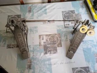 Doble Pedal Bombo Tama Iron Cobra 1990. 2 pedales.