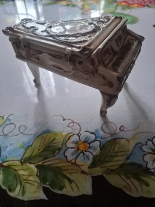 Pianoforte portagioie in ceramica made in Italy 50