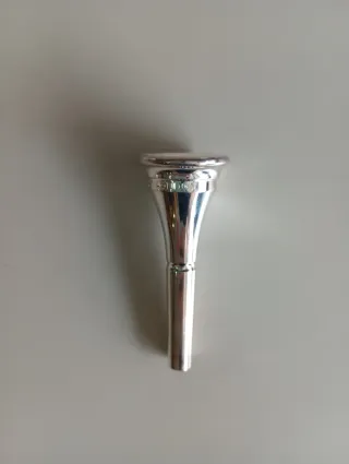 Boquilla Denis Wick trompa 5885-7