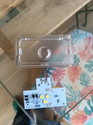 Luz LED Nevera Indesit