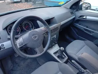 Opel Astra 2006