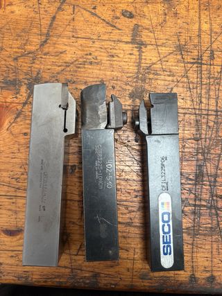 3 Portaplaquitas para tronzado exterior