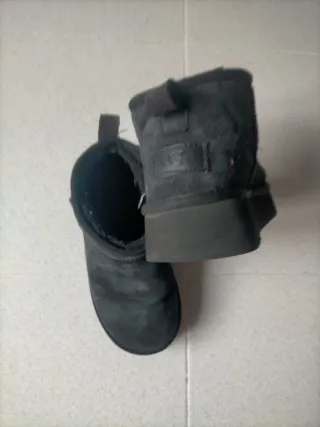 Botines negros de ante