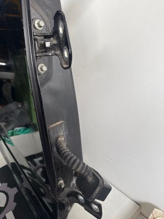 Puerta Trasera Derecha Cadillac SRX 2003-2009 3.6