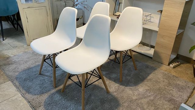 Pack de 4 Sillas Nórdicas Blancas - Estruturas en microfibra