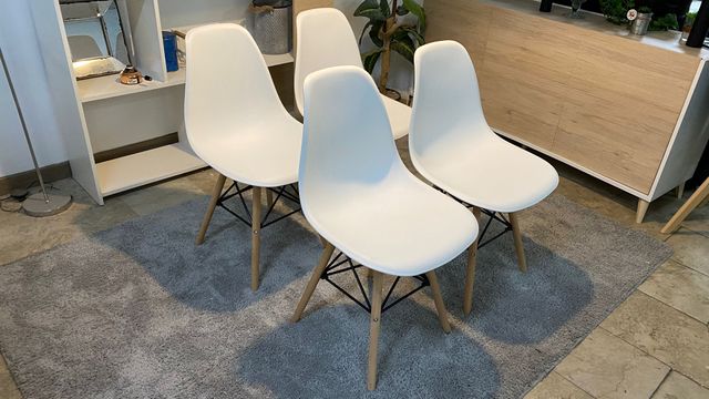 Pack de 4 Sillas Nórdicas Blancas - Estruturas en microfibra