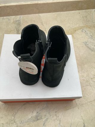 Botas niña pie estrecho talla 30-31