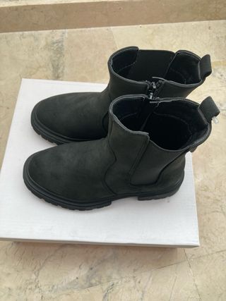 Botas niña pie estrecho talla 30-31