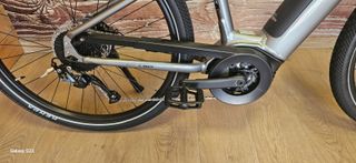 Bicicleta Eléctrica Cannondale Adventure Neo 4