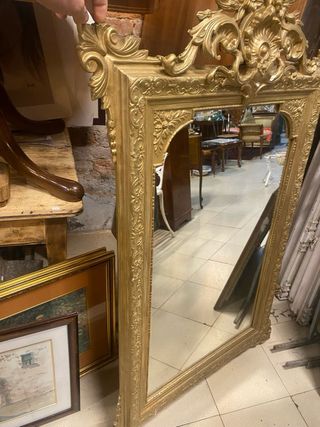 Dibujo antiguo mujer moda