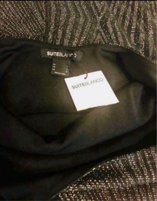 Vestido fiesta con etiqueta