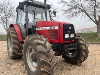Tractor Massey Ferguson 4245