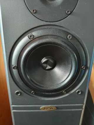Altavoces de suelo JPW 710