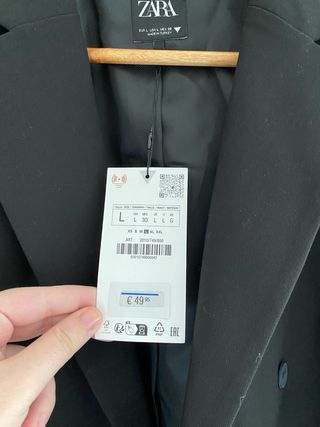 Blazer Corta Negra Zara Talla L