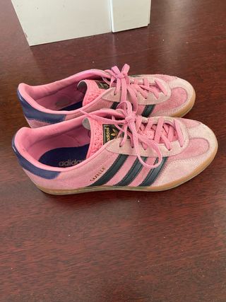 Adidas Gazelle Indoor Rosa originales.
