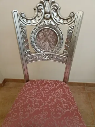 Mesa escritorio de madera maciza y marmol, silla