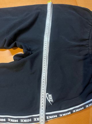 Pantalón Nike Negro con Logo