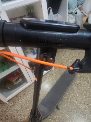 Patinete Eléctrico Ninebot con cargador