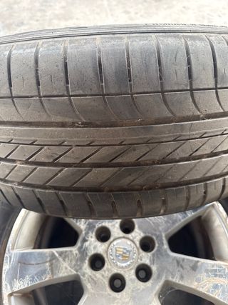 Juego de 4 llantas Cadillac SRX 4X4 2003-2009