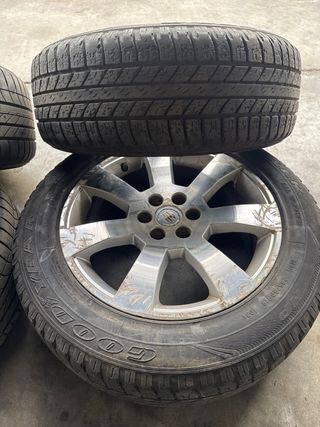 Juego de 4 llantas Cadillac SRX 4X4 2003-2009