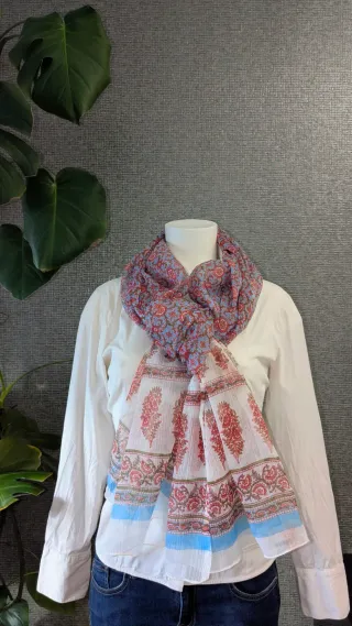 Pañuelo infinito estampado