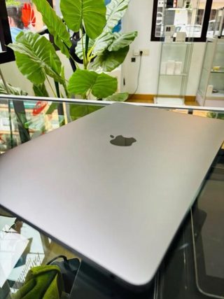 MacBook Air 13 2020 A2179 8GB 512GB Intel i5