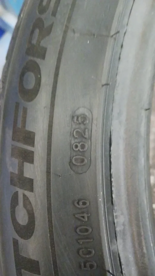 235/45 R18 98W LANVIGATOR CATCHFORS A/S II