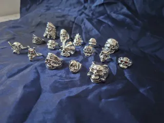 16 Anillos Calavera Estilo Retro acabado plata