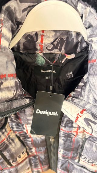 Chaqueta Desigual acolchada talla 36